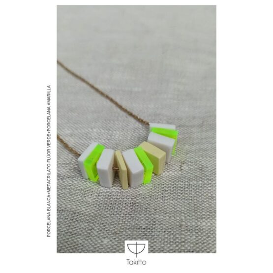 collar IZARRA